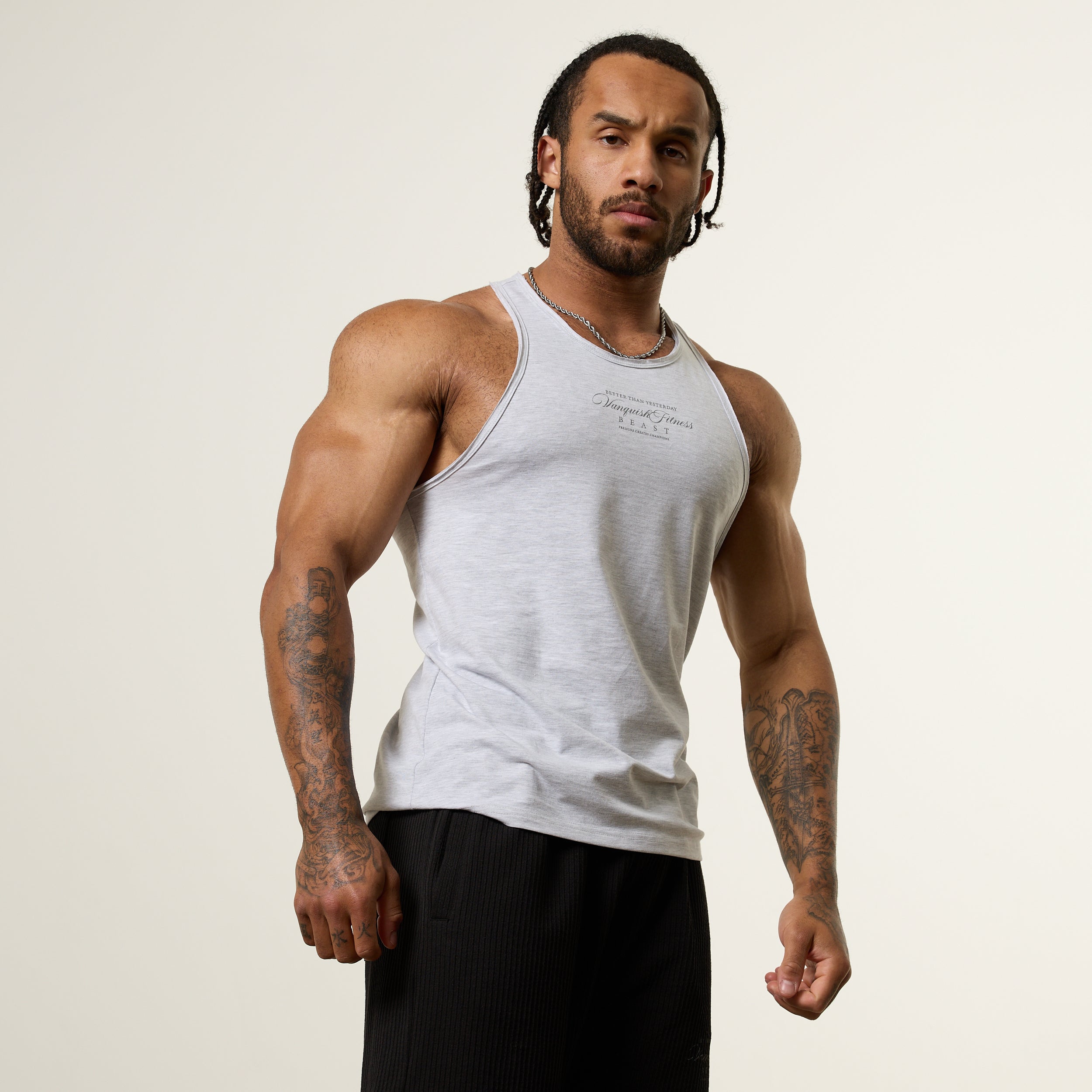 VANQUISHヴァンキッシュ タンクトップ UTILITY PERFORMANCE TANK 楽天市場】ヴァンキッシュフィットネス VANQUISH UTILITY TANK