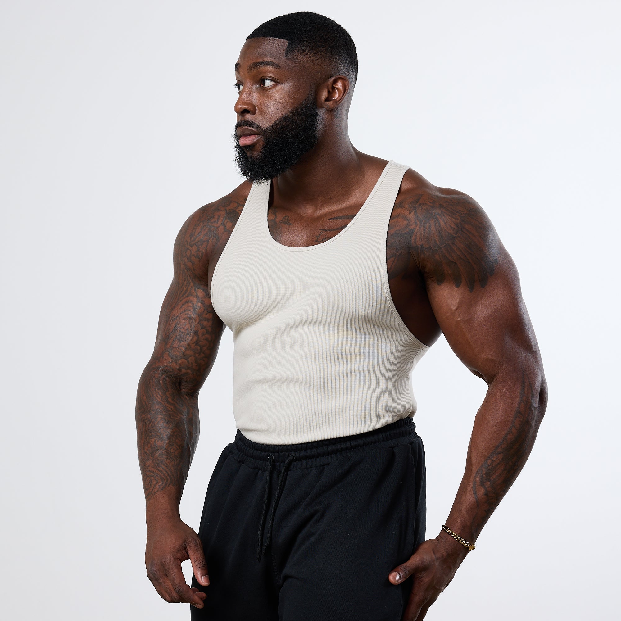 LYFT(タンクトップ4点)・veatm (短パン1点)計5点セット LYFT(タンクトップ4点)・veatm (短パン1点)計5点セット LYFT