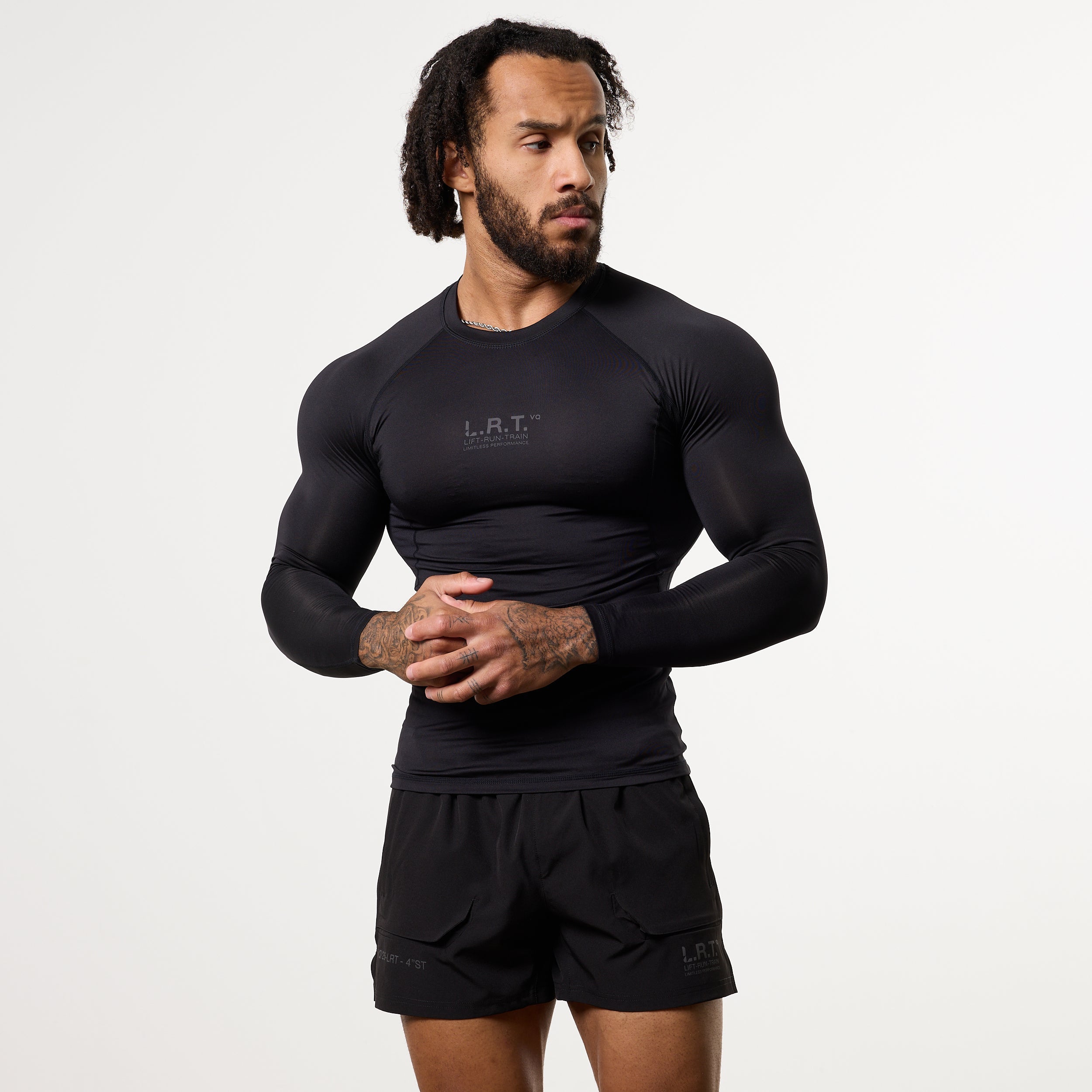 VANQUISH FITNESS LRTモデル ブラック パフォーマンス ロングスリーブ