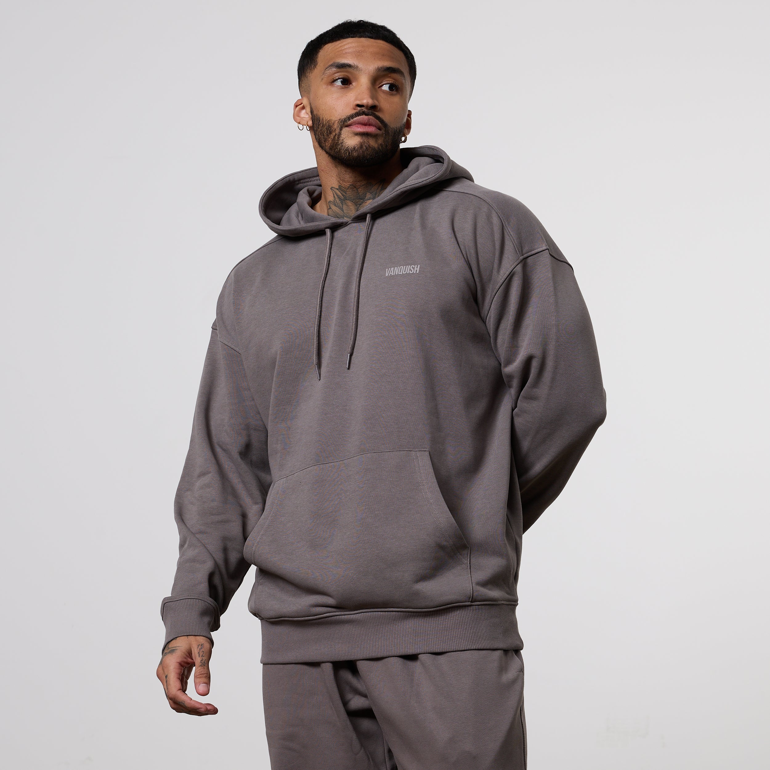 VANQUISH FITNESS Essentialモデル マッシュルーム オーバーサイズ