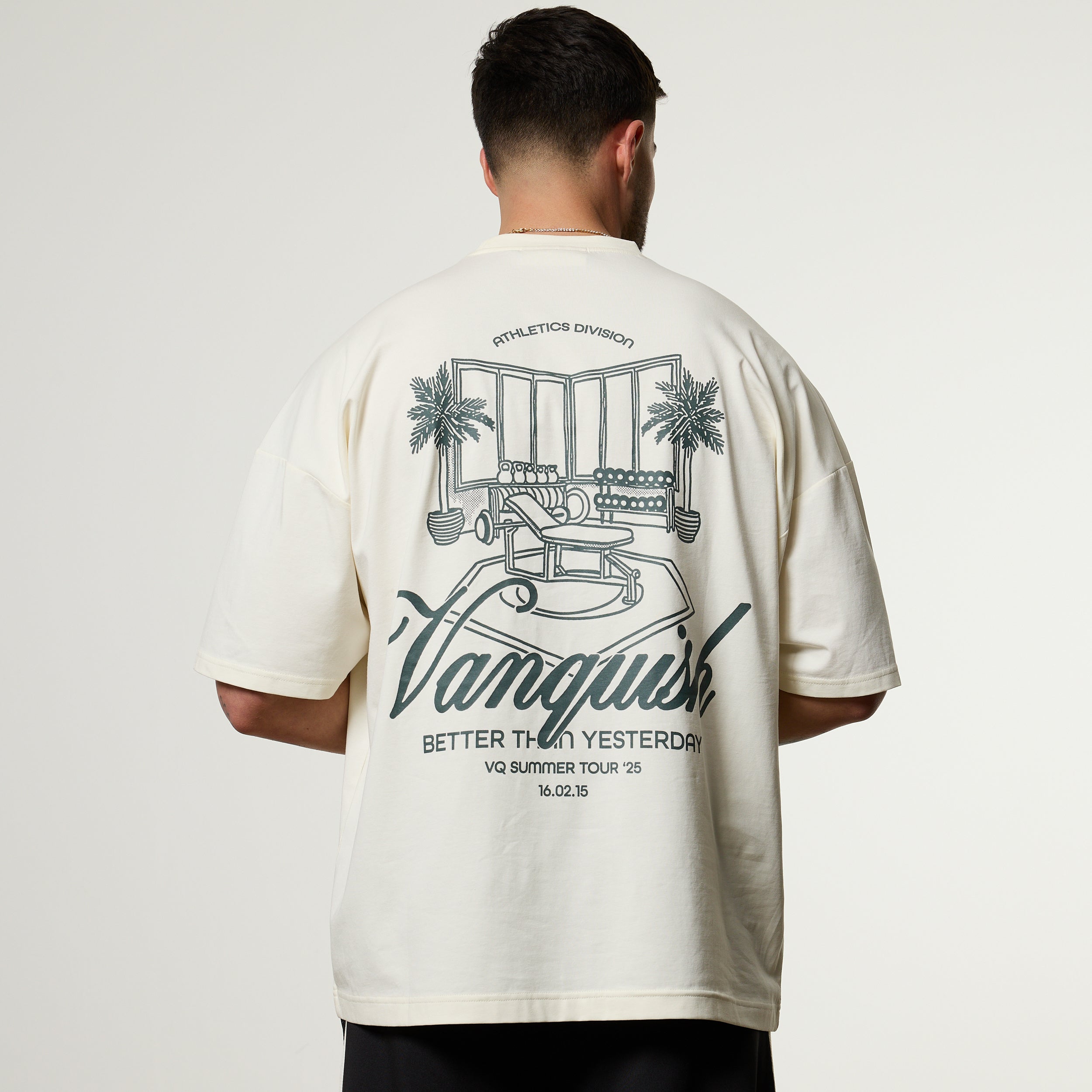 VANQUISH FITNESS Off Seasonモデル ヴィンテージ ホワイト