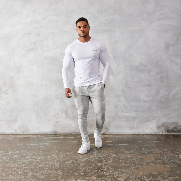 Vanquish Essential White Slim Fit Long Sleeve T Shirt 1枚目の画像