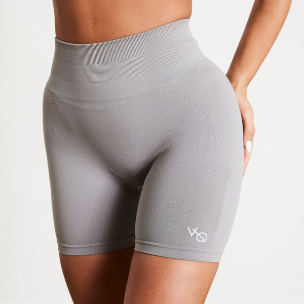 Vanquish Elevate Seamless Smoke Grey Shorts 1枚目の画像