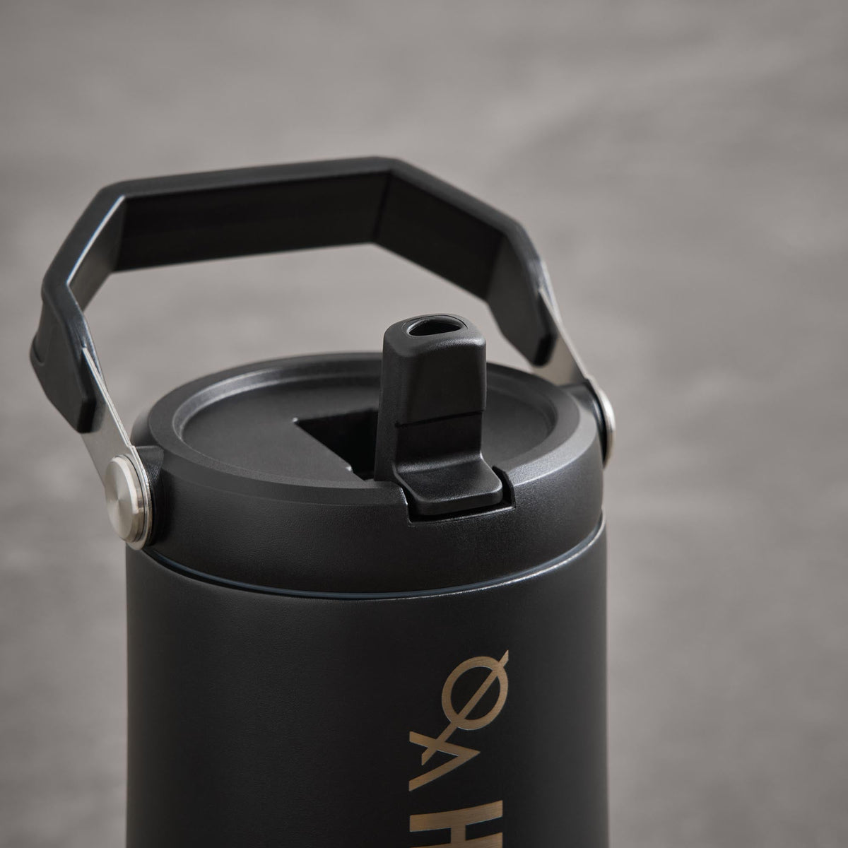 Vanquish Black Metal Insulated Flask 3枚目の画像