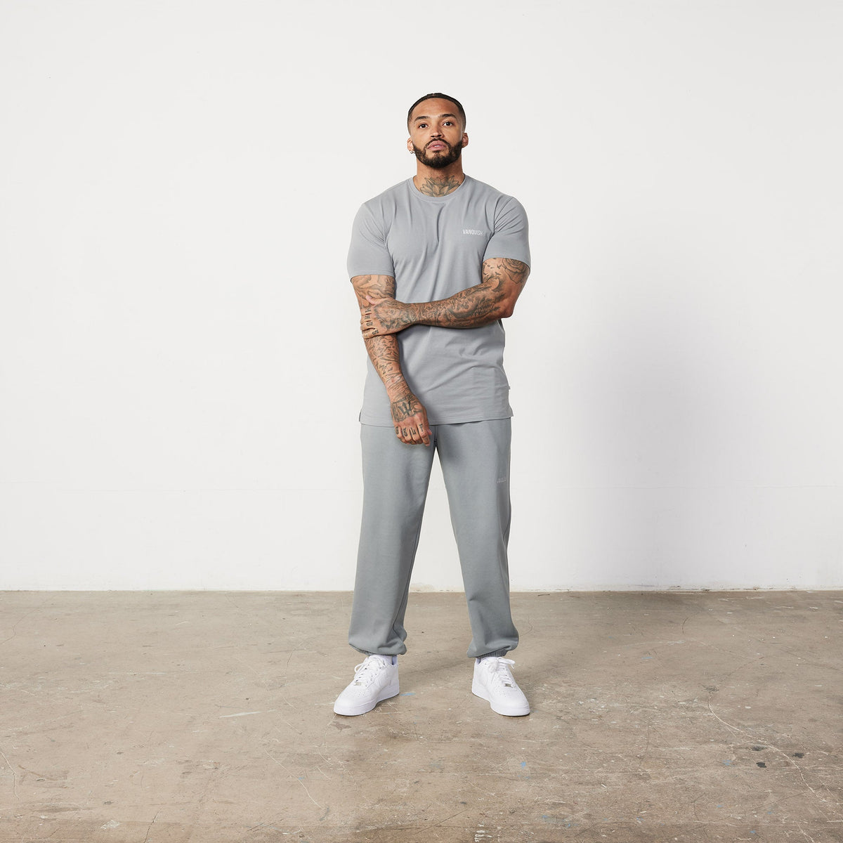 Vanquish Essential Steel Grey Slim Fit Short Sleeve T Shirt 2枚目の画像