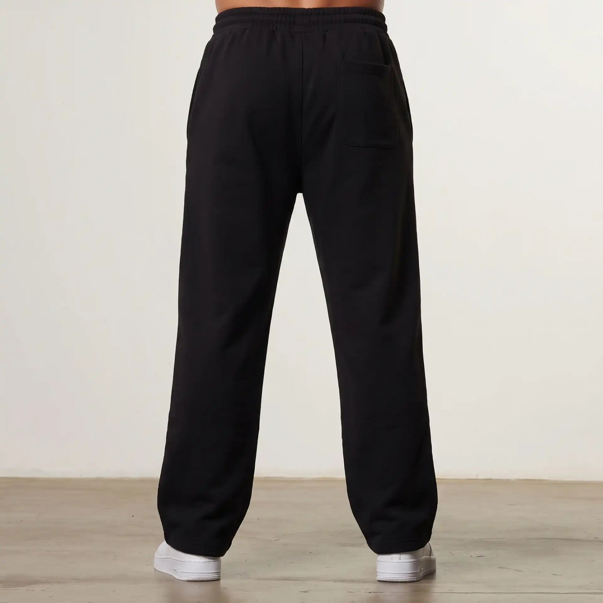 EVOLVE BLACK STRAIGHT LEG SWEATPANTS 2枚目の画像