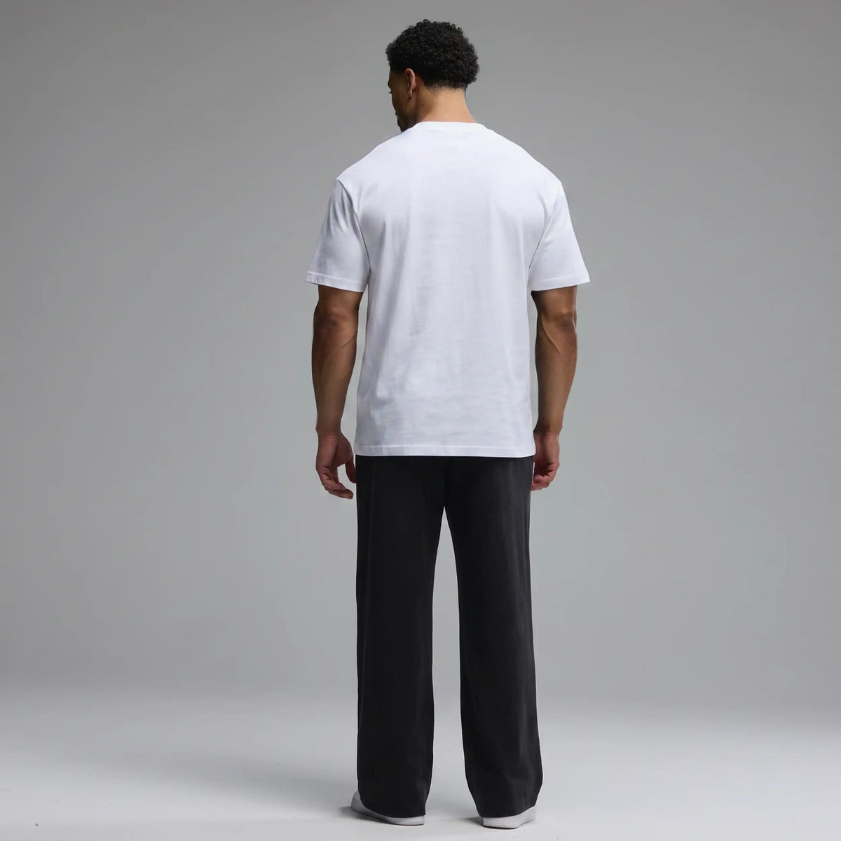 EVOLVE WHITE OVERSIZED T SHIRT 5枚目の画像