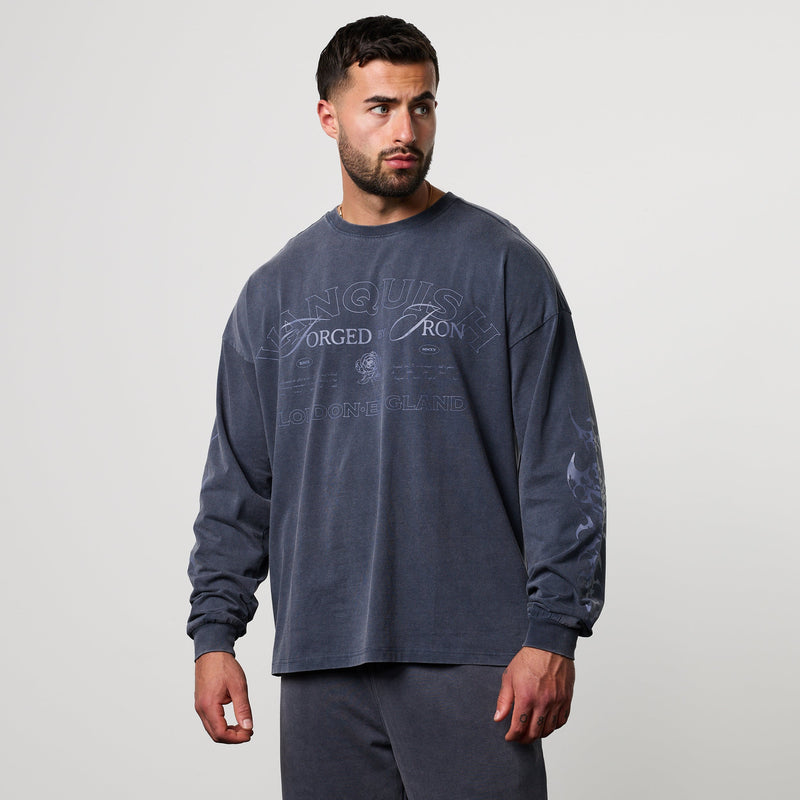 BLACK FORGE WASHED NAVY OVERSIZED LONG SLEEVE T SHIRT 1枚目の画像