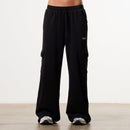 WOMENS ESSENTIAL BLACK CARGO STRAIGHT LEG SWEATPANTS 1枚目の画像