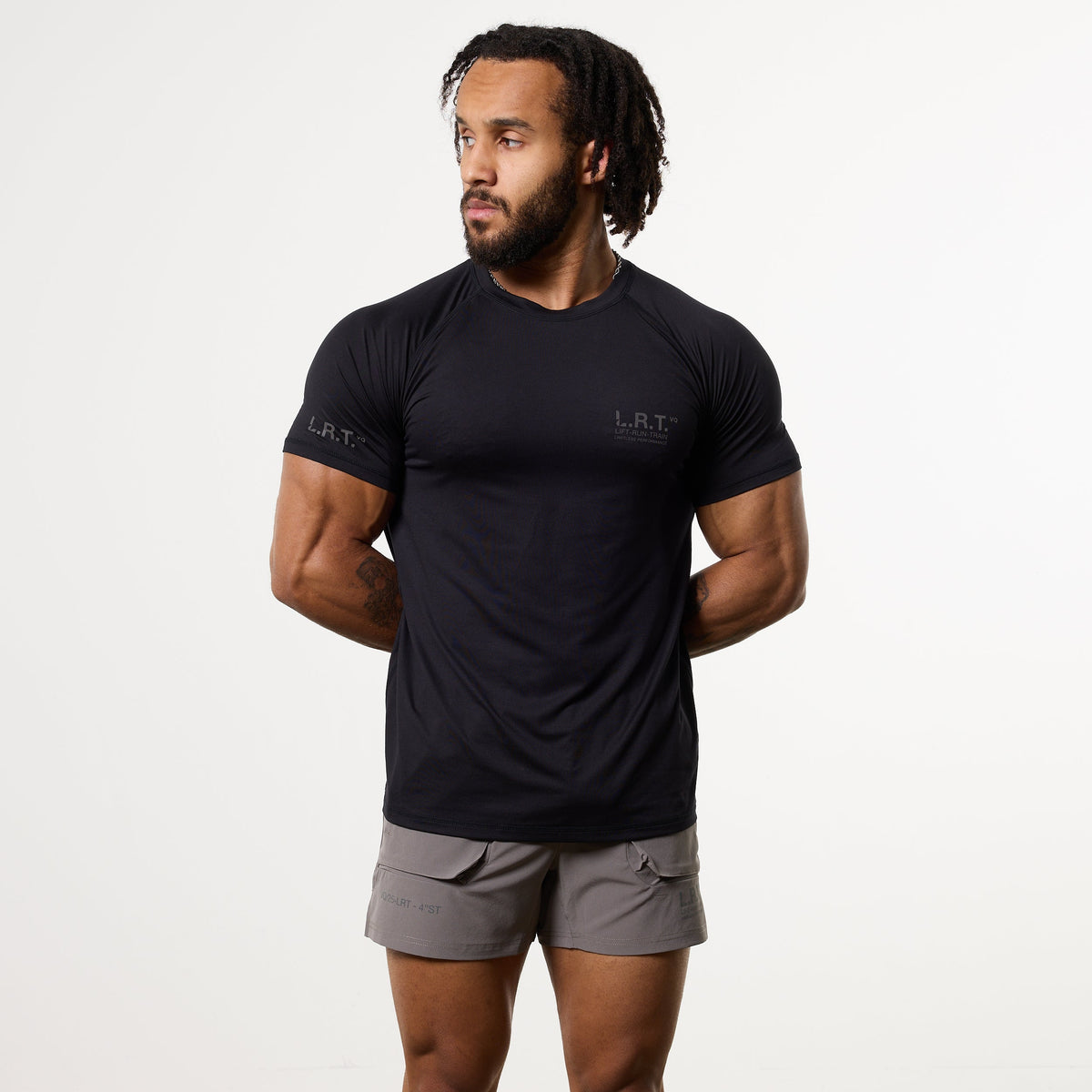 VANQUISH FITNESS LRTモデル ブラック パフォーマンスTシャツ