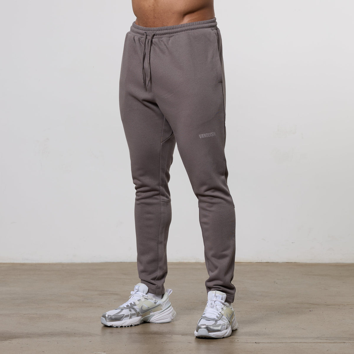 Vanquish Essential Mushroom Tapered Fit Sweatpants 1枚目の画像