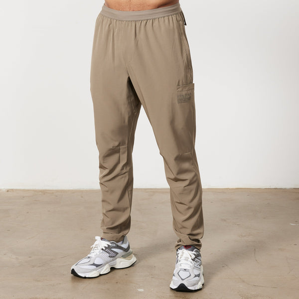 Vanquish Utility Stone Tapered Performance Pants 1枚目の画像