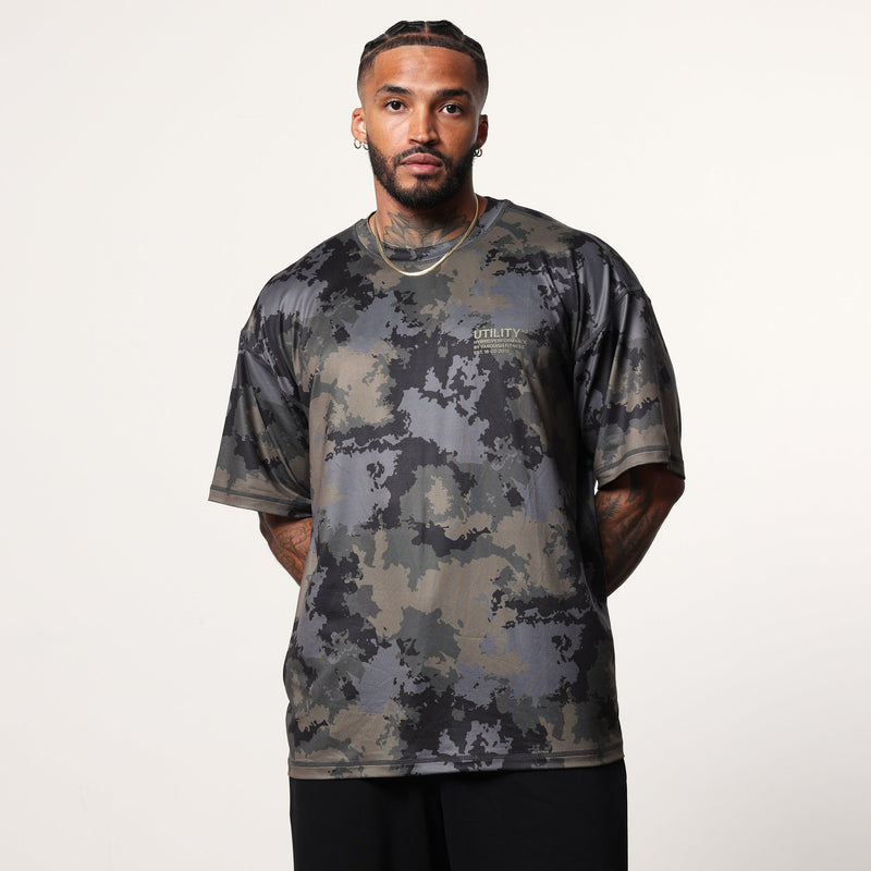 Vanquish Utility Brown Camo Oversized T Shirt 1枚目の画像