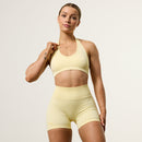 Vanquish Elevate Seamless Butter Yellow Halter Neck Bra 1枚目の画像