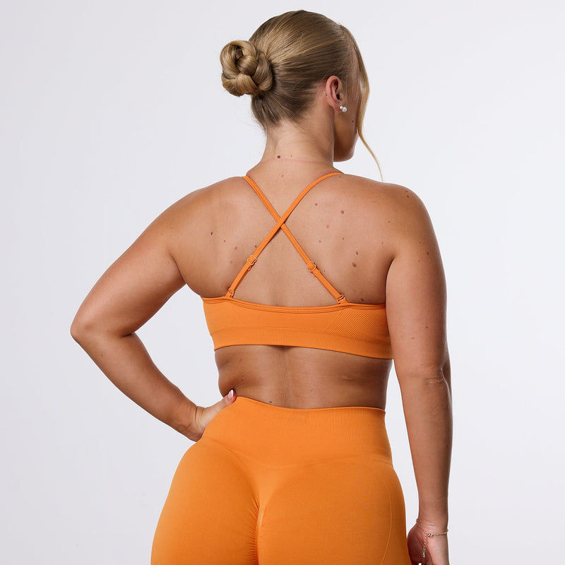 Vanquish Elevate Seamless Orange Multiway Low Support Bra 2枚目の画像