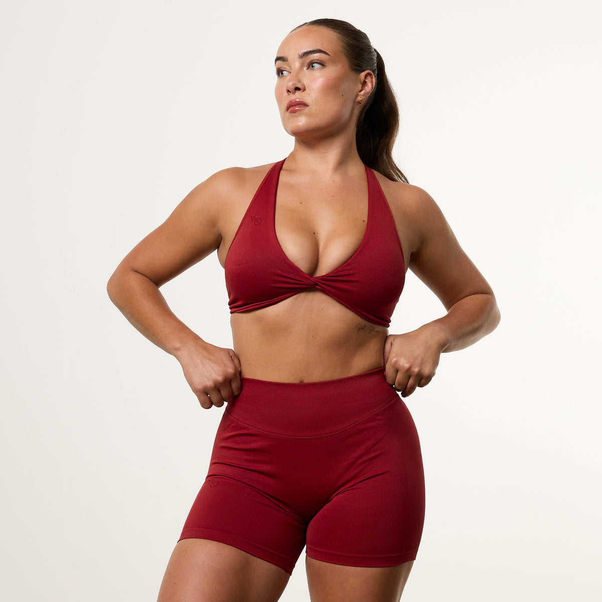 Vanquish Elevate V2 Scarlet Red Seamless Twist Front Bra 1枚目の画像