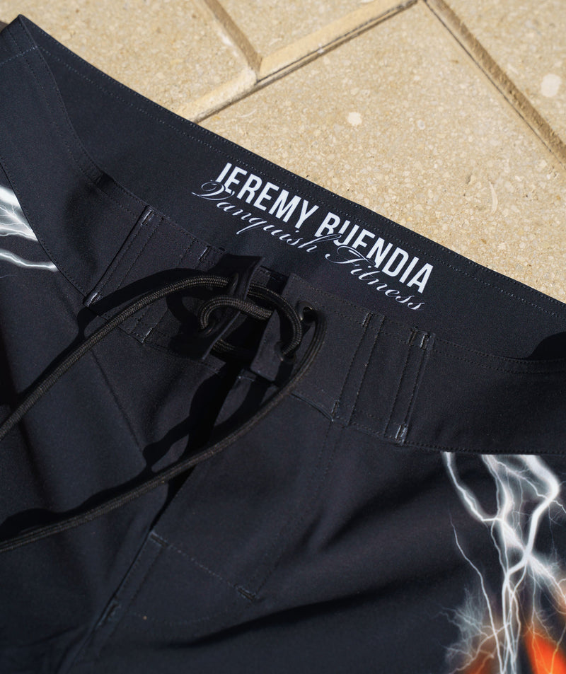 VQ Black and Orange Jeremy Buendia Men's Physique Board Shorts 4枚目の画像