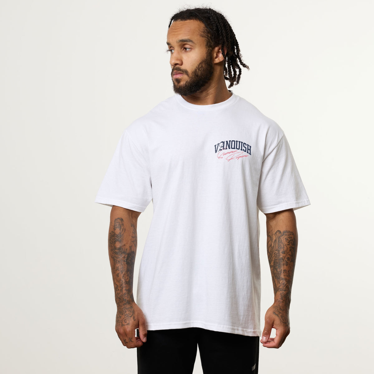 VANQUISH FITNESS Revolveモデル サマーレジーム ホワイト&レッド オーバーサイズTシャツ