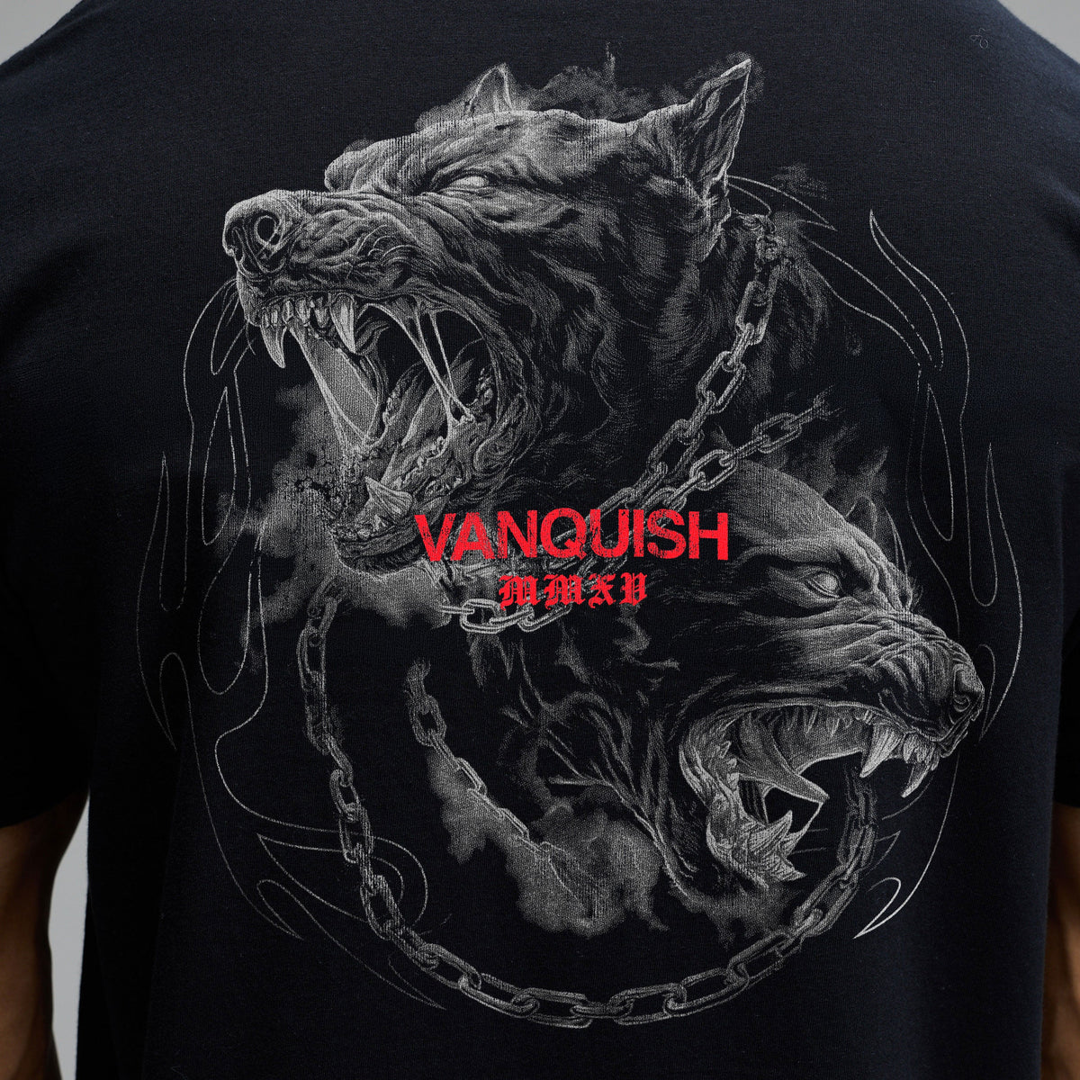 VANQUISH FITNESS Revolveモデル ハウンズ ブラック オーバーサイズ T