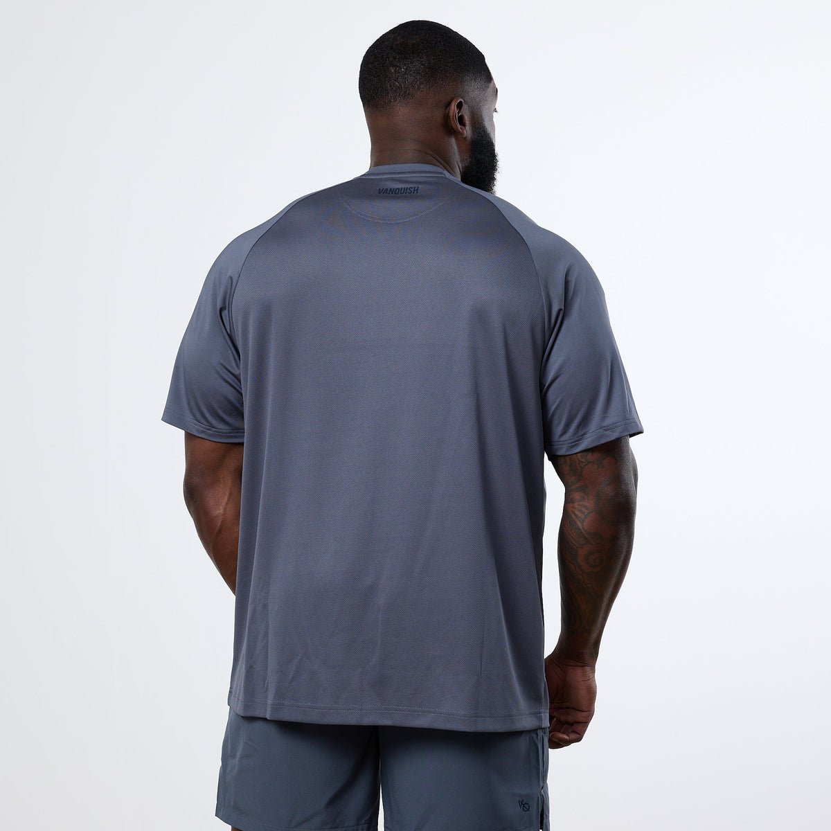 Vanquish Essential Denim Blue Performance Oversized T Shirt 4枚目の画像