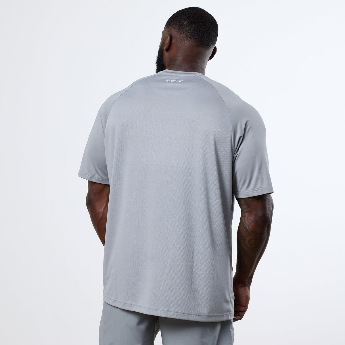 Vanquish Essential Steel Grey Performance Oversized T Shirt 4枚目の画像