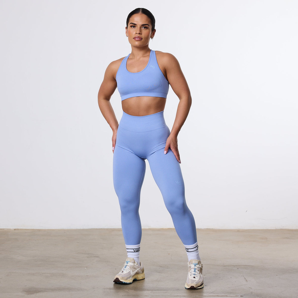 VANQUISH FITNESS Elevateモデル シームレス スカイブルー