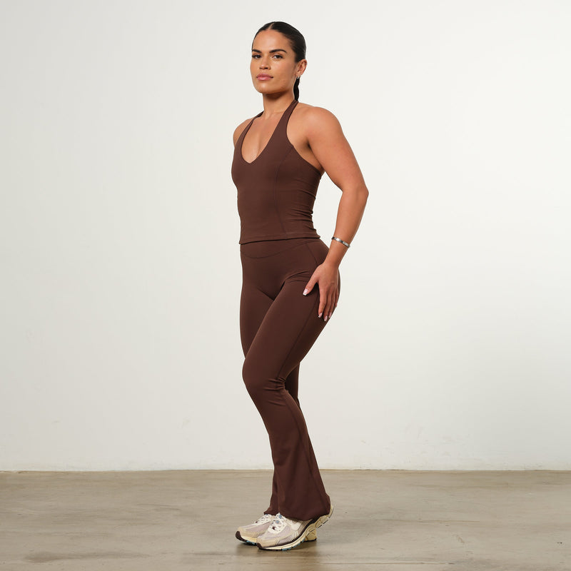 VANQUISH ENHANCE COFFEE BROWN HIGH-WAIST FLARED LEGGING 3枚目の画像