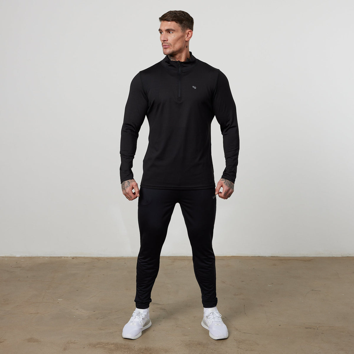 Vanquish Essential Black Performance Sweatpants 6枚目の画像