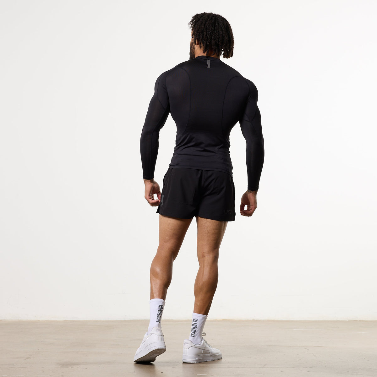 LRT Black Performance Long Sleeve Base Layer Top 3枚目の画像
