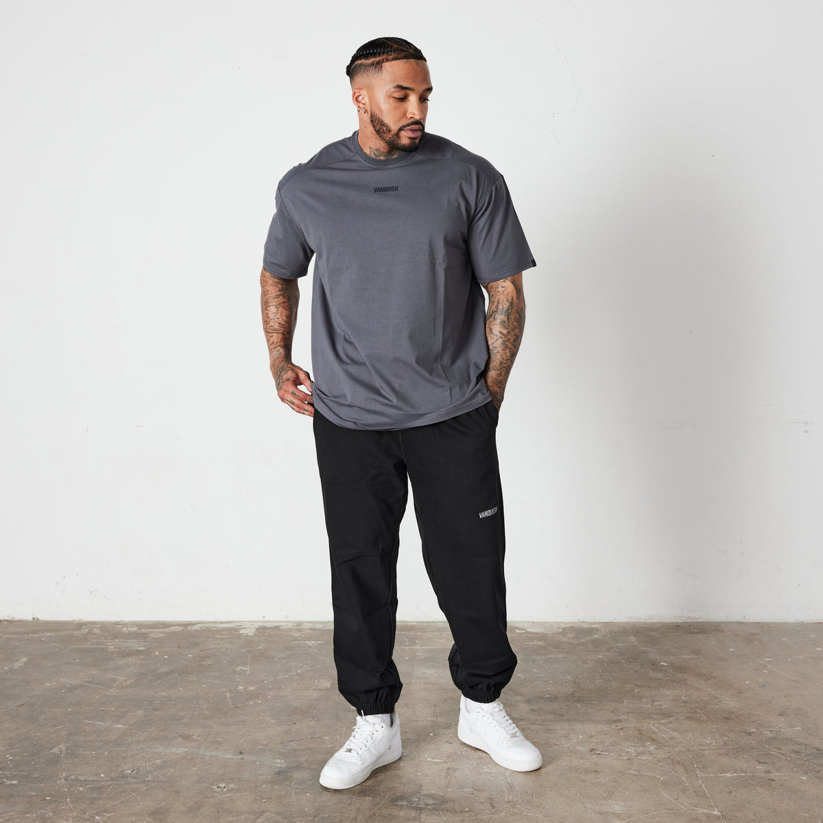 Vanquish Essential Denim Blue Oversized T Shirt 2枚目の画像