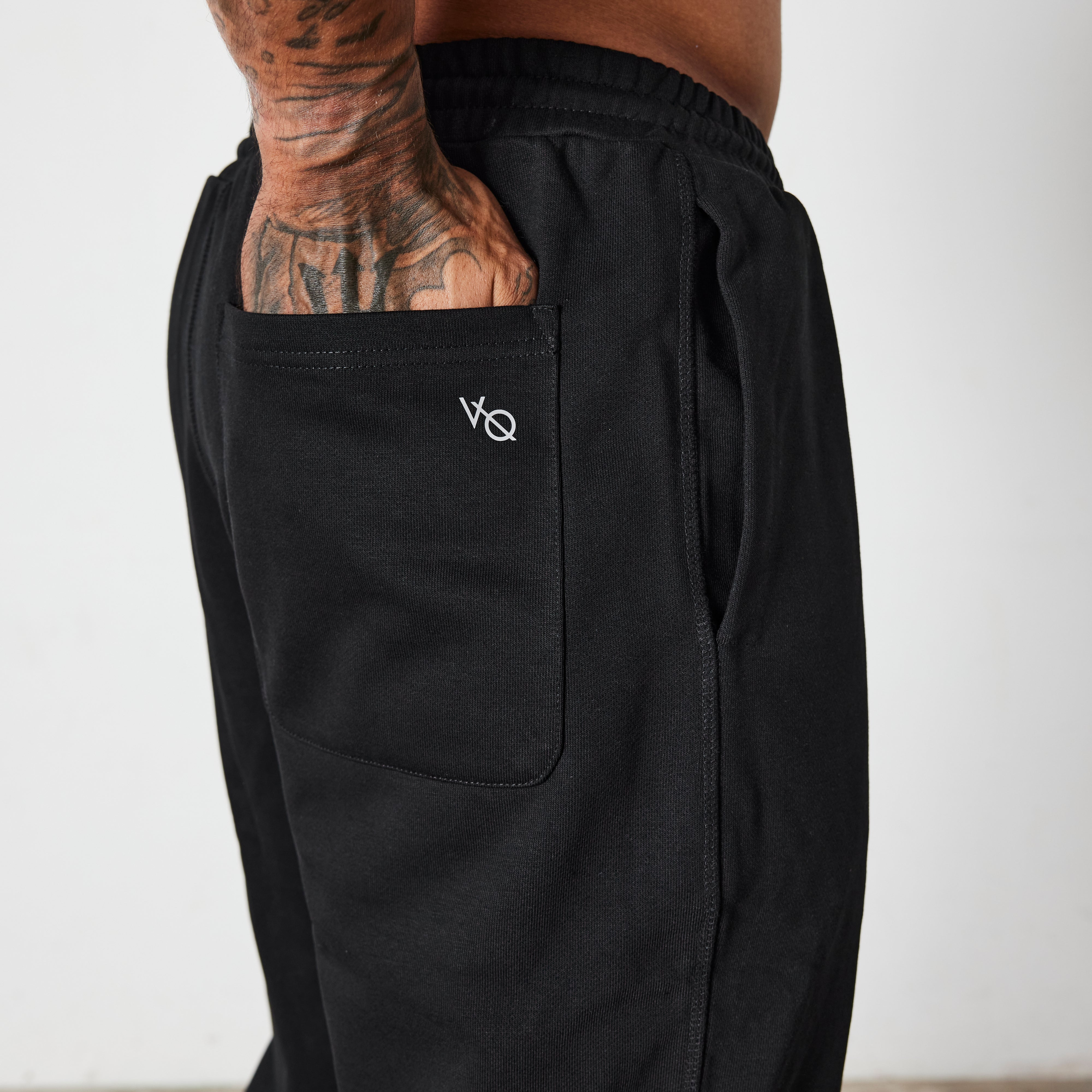 新品　VQフィットネススウェットパンツ VANQUISH FITNESS Essentialモデル ブラック オーバーサイズ