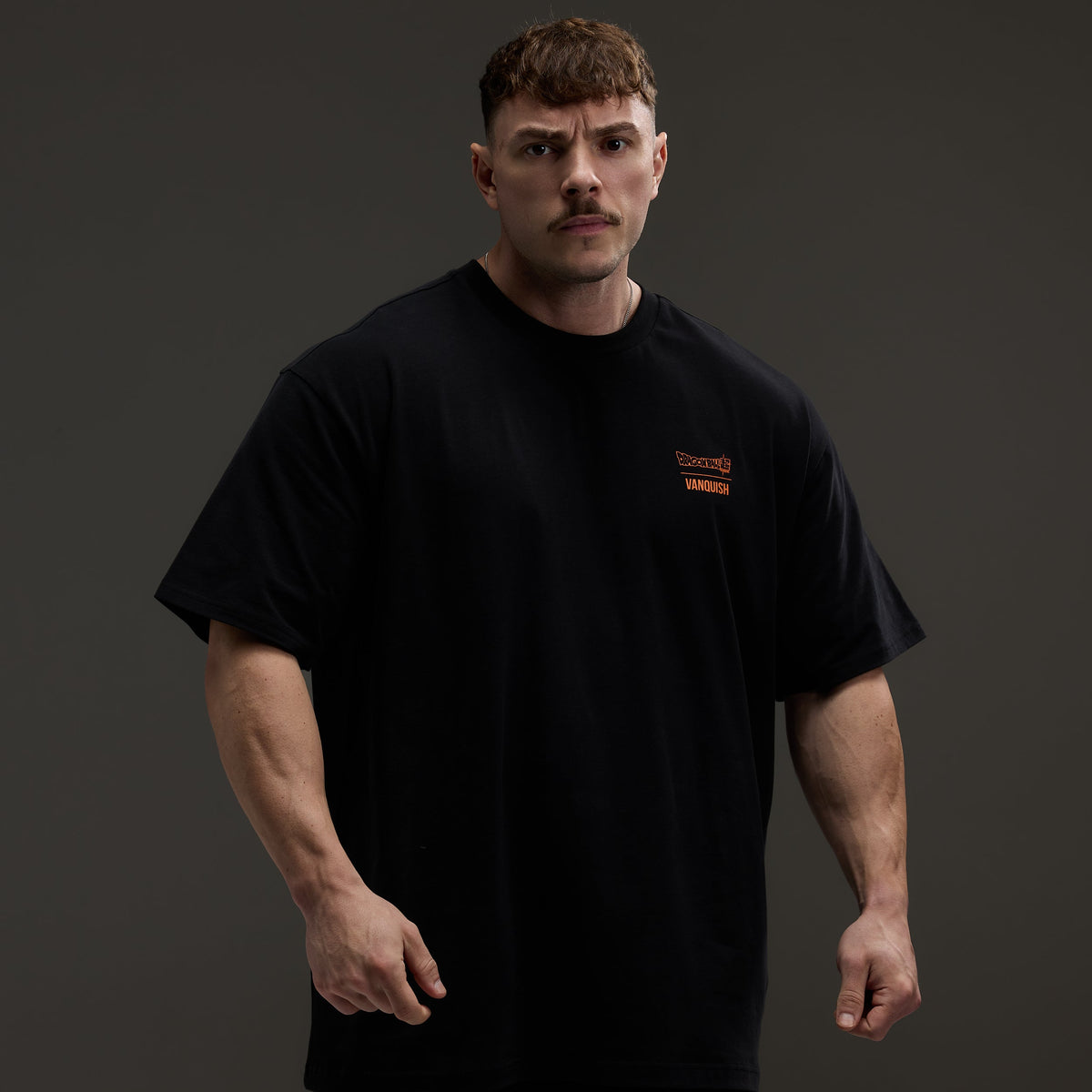 XLのみ】VANQUISH FITNESS DBSモデル 悟空 ブラック オーバーサイズTシャツ