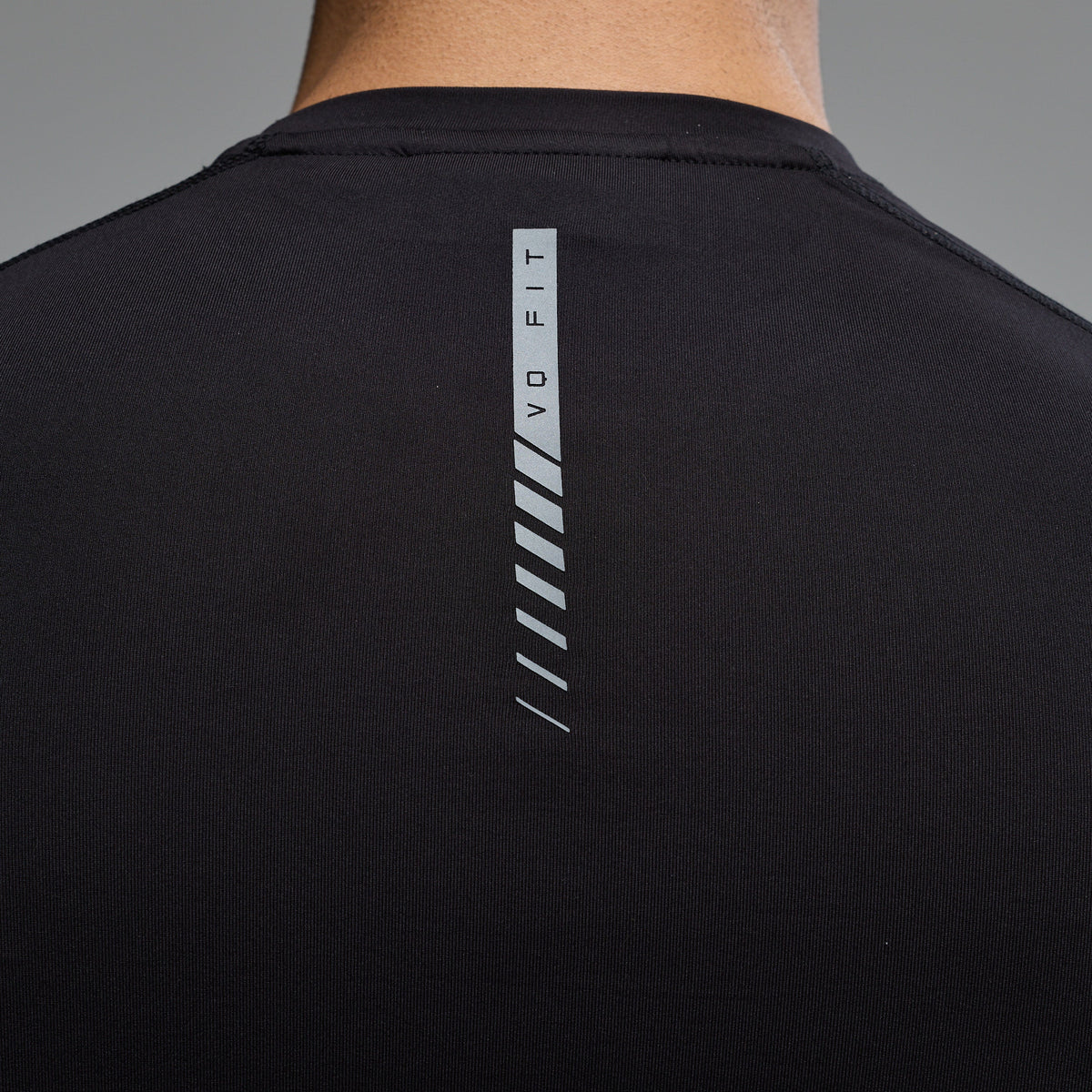 ACADEMY BLACK SLIM FIT PERFORMANCE T SHIRT 4枚目の画像