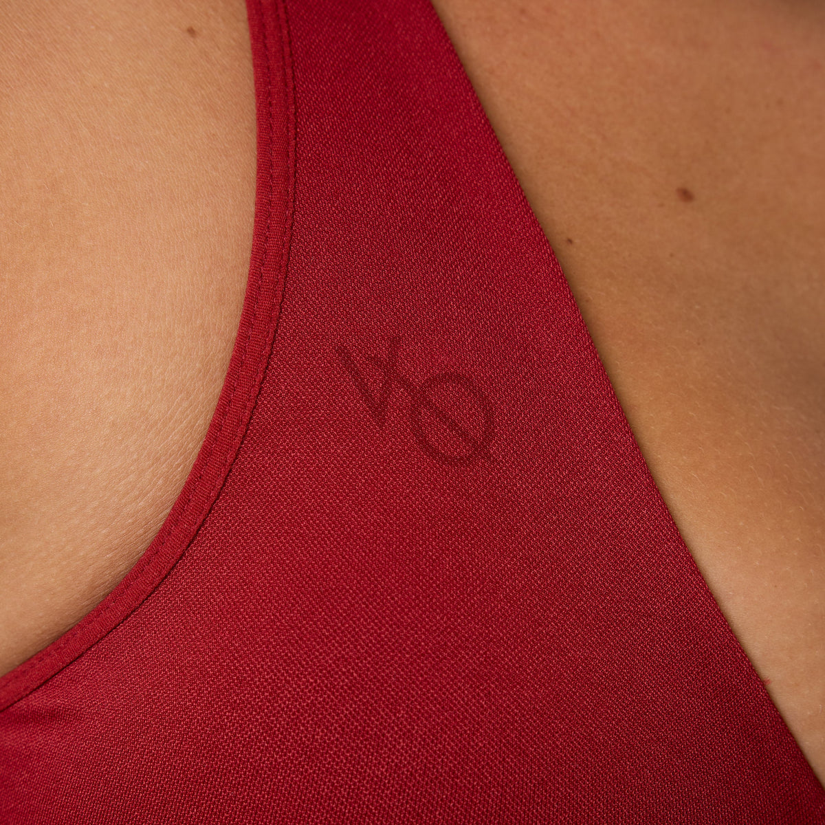 Vanquish Elevate V2 Scarlet Red Seamless Twist Front Bra 5枚目の画像