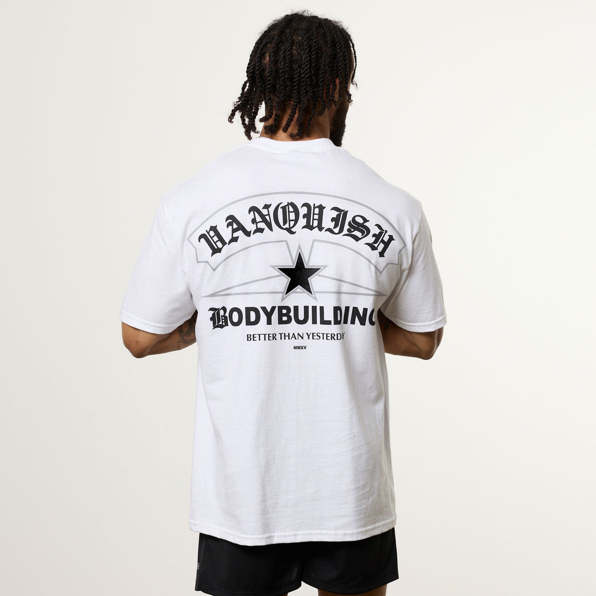 vanquishfitness Tシャツ 公式限定】Vanquish Fitnessコラボ スリムフィットTシャツ（WH
