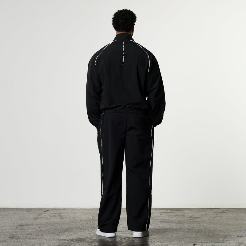 VANQUISH レディース3点セット VANQUISH FITNESS Nylon Tracksuitモデル レディース ブラック
