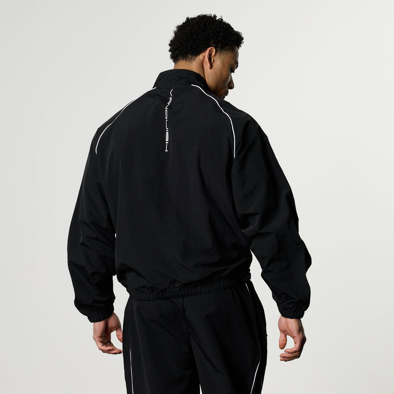 VANQUISH FITNESS Nylon Tracksuitモデル レディース ブラック