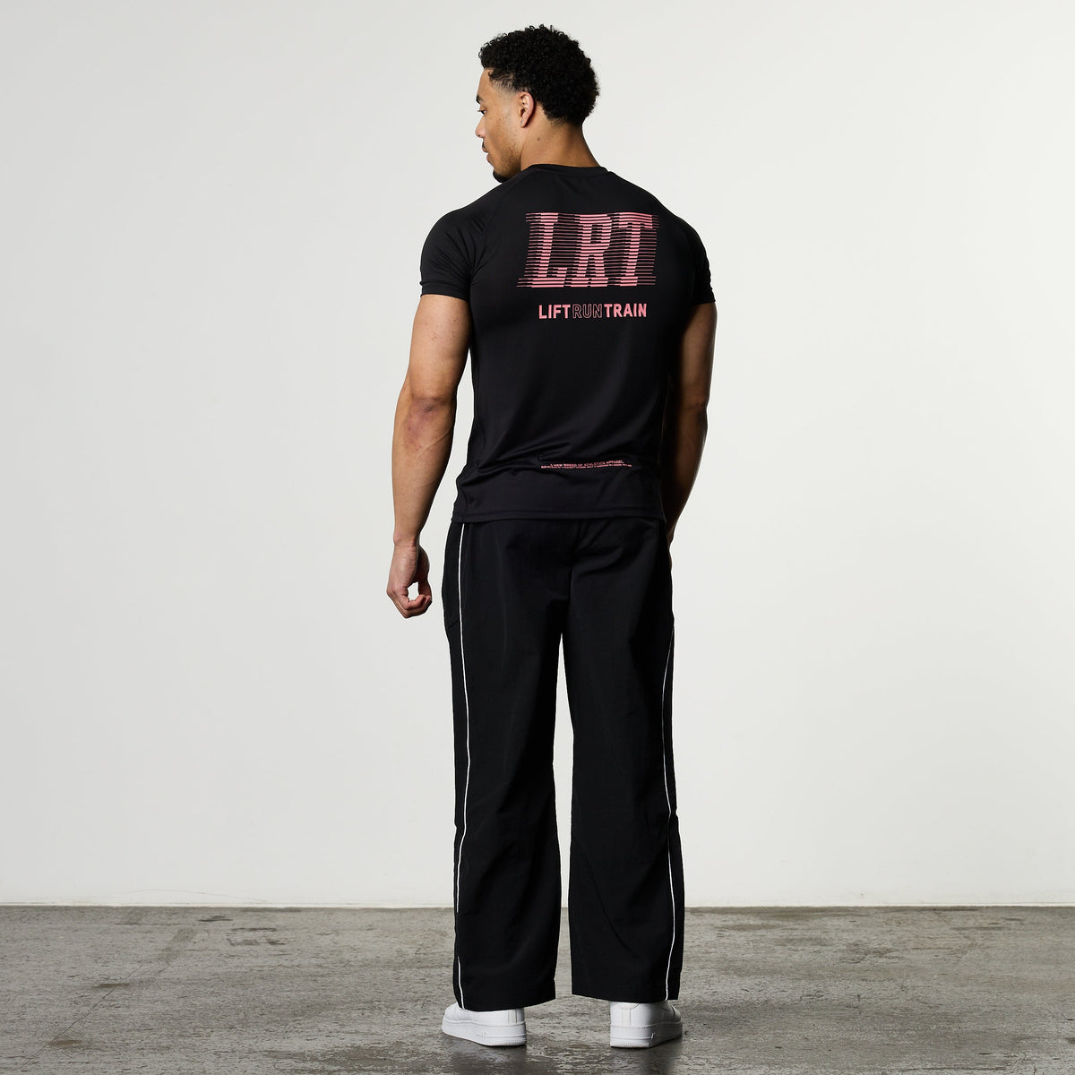 LRT DASHED SLIM FIT PERFORMANCE T SHIRT 7枚目の画像