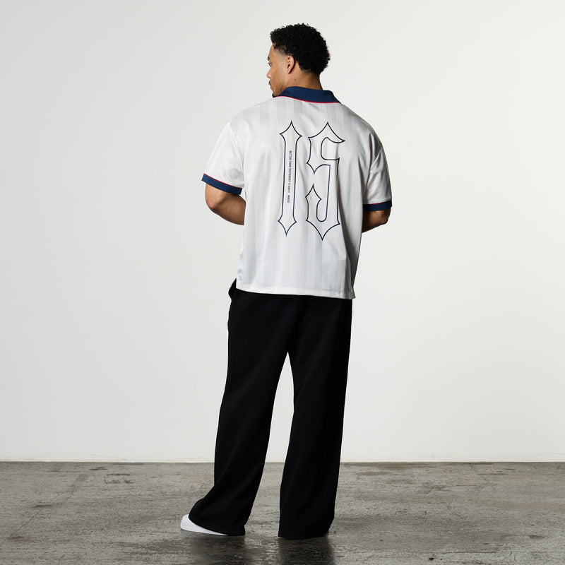 VANQUISH FITNESS Football Jerseyモデル ホワイト オーバーサイズ