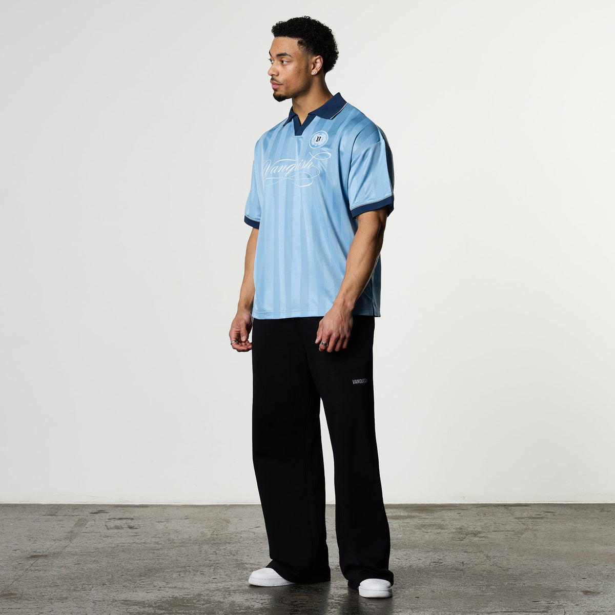 VANQUISH BLUE OVERSIZED BOXY FOOTBALL JERSEY 5枚目の画像