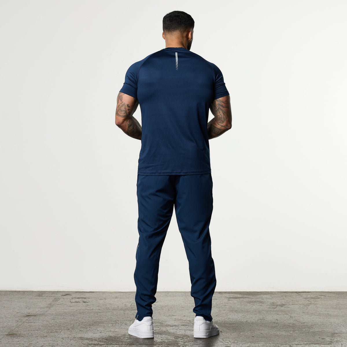 ACADEMY NAVY PERFORMANCE WOVEN SWEATPANTS 5枚目の画像
