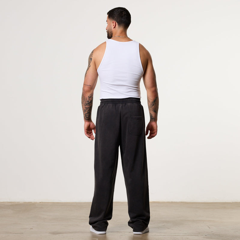 Vanquish Legacy Black Washed Straight Leg Sweatpants 5枚目の画像
