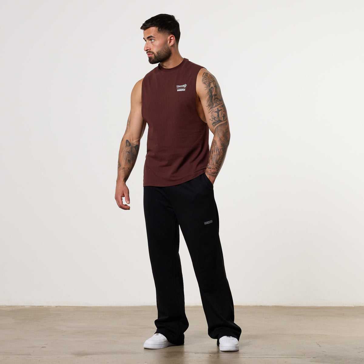 VANQUISH FITNESS DBSモデル トランクス ブラウン ノースリーブTシャツ