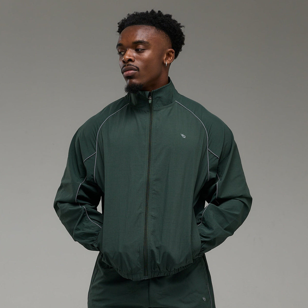 REFLECTIVE DARK GREEN OVERSIZED TRACK JACKET 3枚目の画像