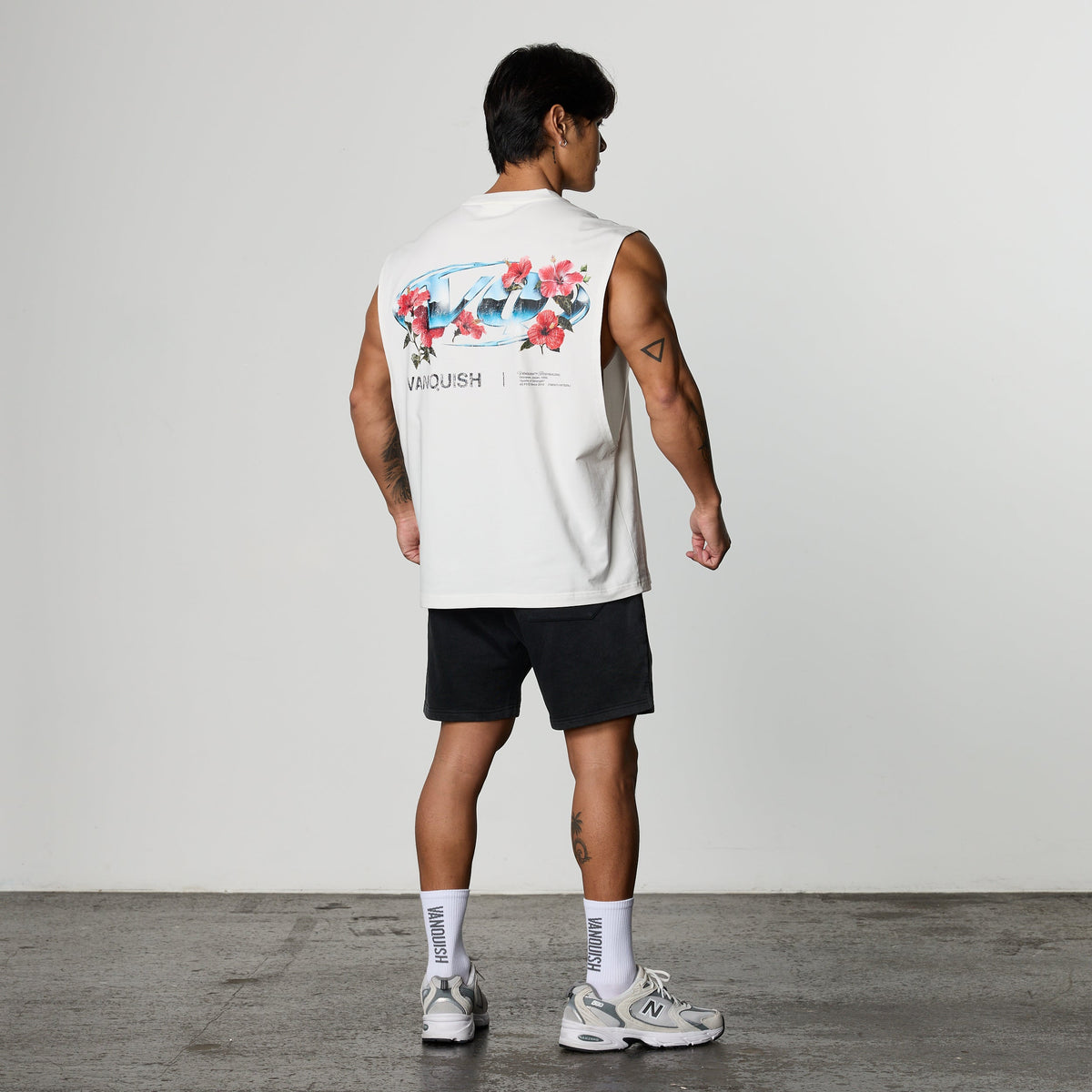 VANQUISH FITNESS Hibiscusモデル ショートパンツ