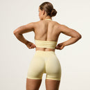 Vanquish Elevate Seamless Butter Yellow Halter Neck Bra 3枚目の画像