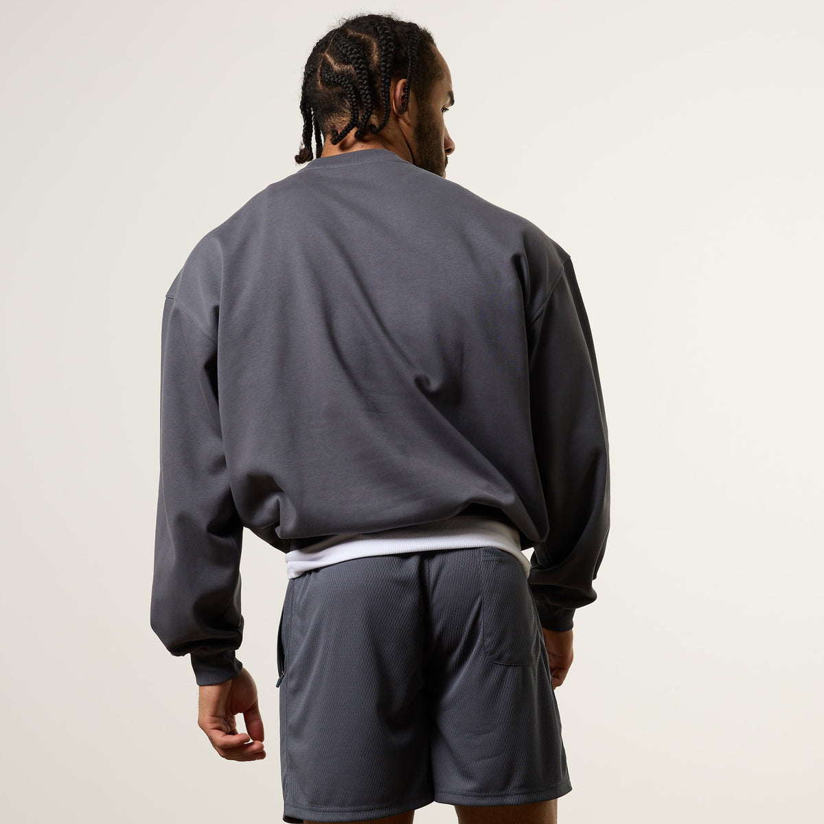 Vanquish Essential V2 Denim Blue Oversized Boxy Sweatshirt 4枚目の画像