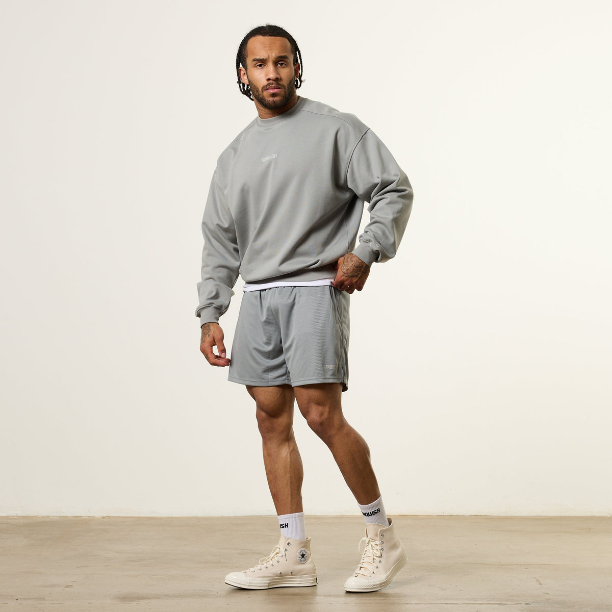 Vanquish Essential V2 Steel Grey Oversized Boxy Sweatshirt 2枚目の画像