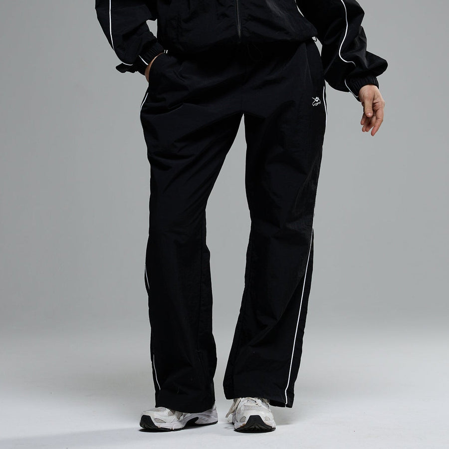 WOMENS NYLON TRACKSUIT BLACK PANTS 1枚目の画像