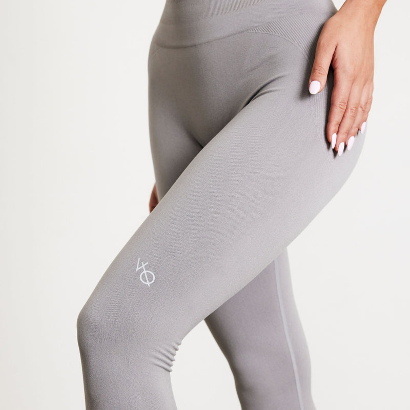 Vanquish Elevate Seamless Smoke Grey Leggings 2枚目の画像